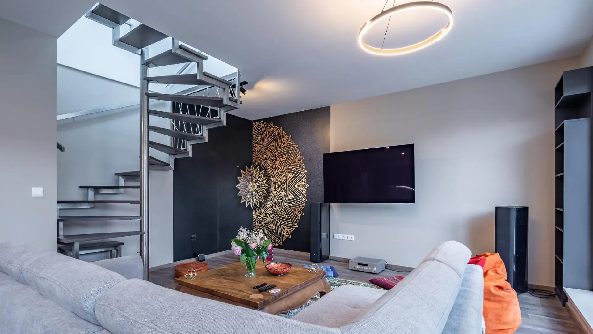 Luxury Penthouse W Garage - Budapest Centre