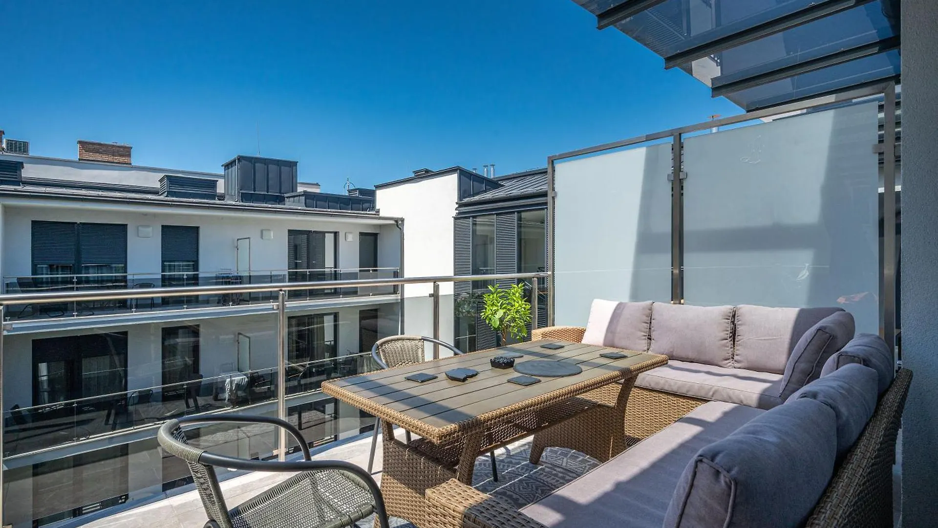Appartamento Luxury Penthouse W Garage - Budapest Centre