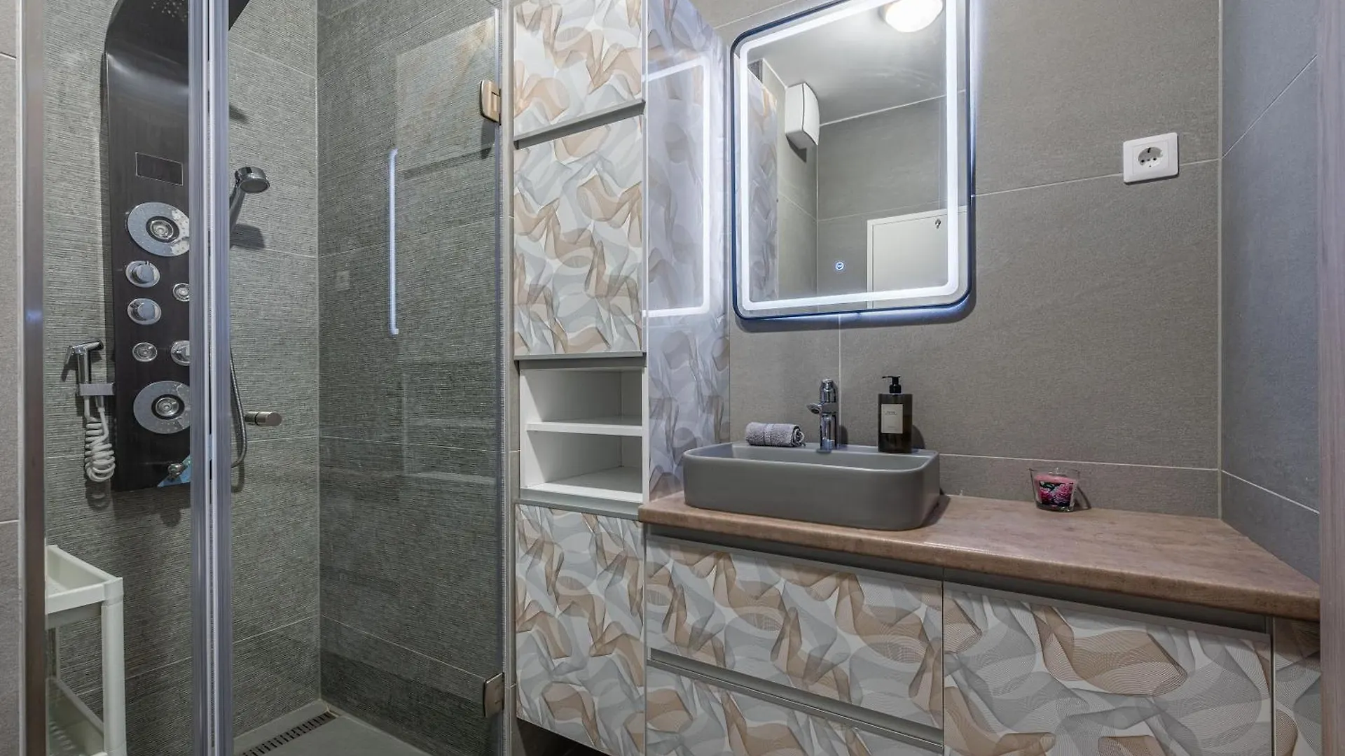 Luxury Penthouse W Garage - Budapest Centre 0*,