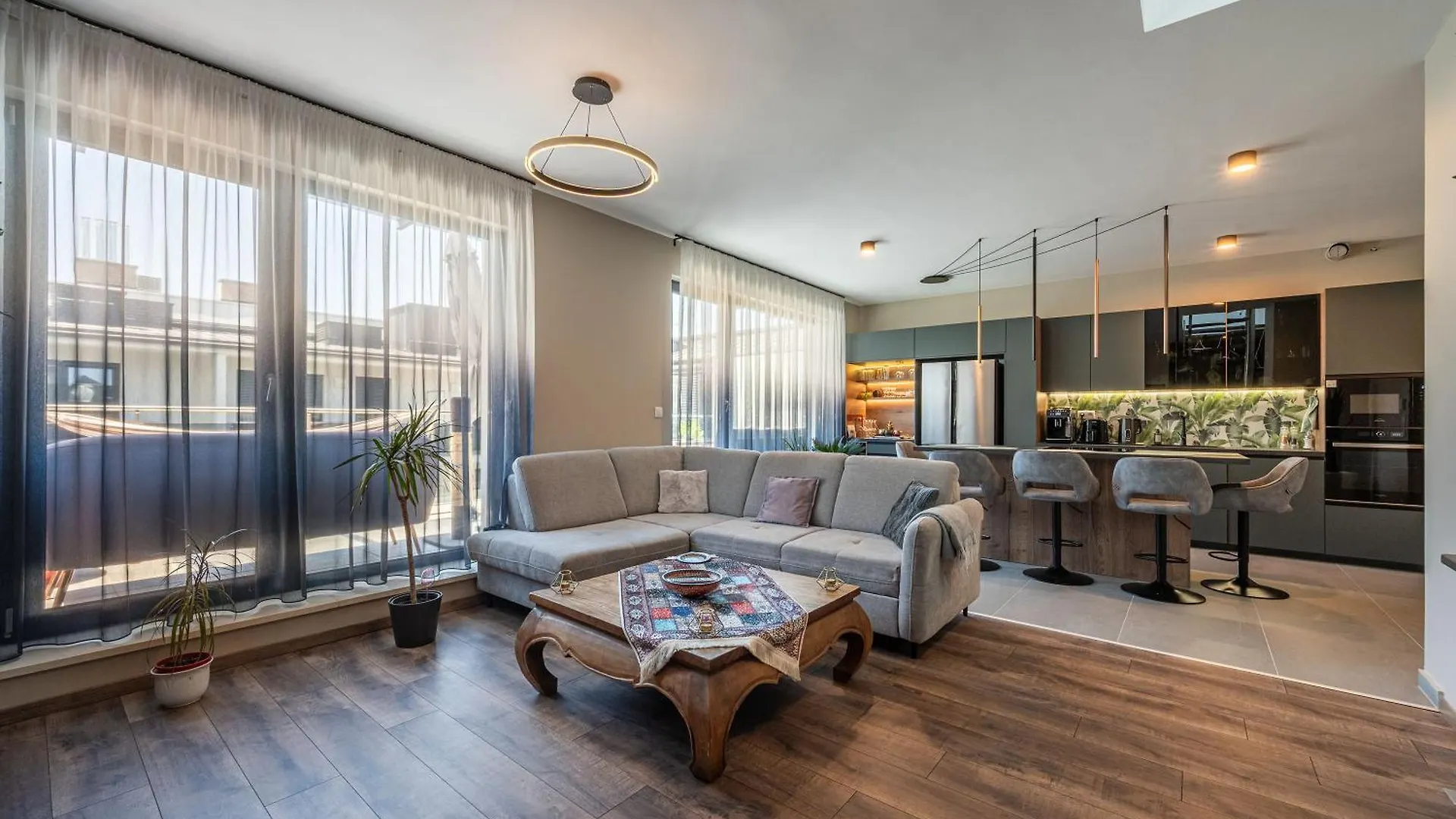 Luxury Penthouse W Garage - Budapest Centre